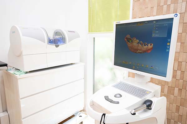 マイクロスコープ、レーザー、セレック、ダイアグノデントなど